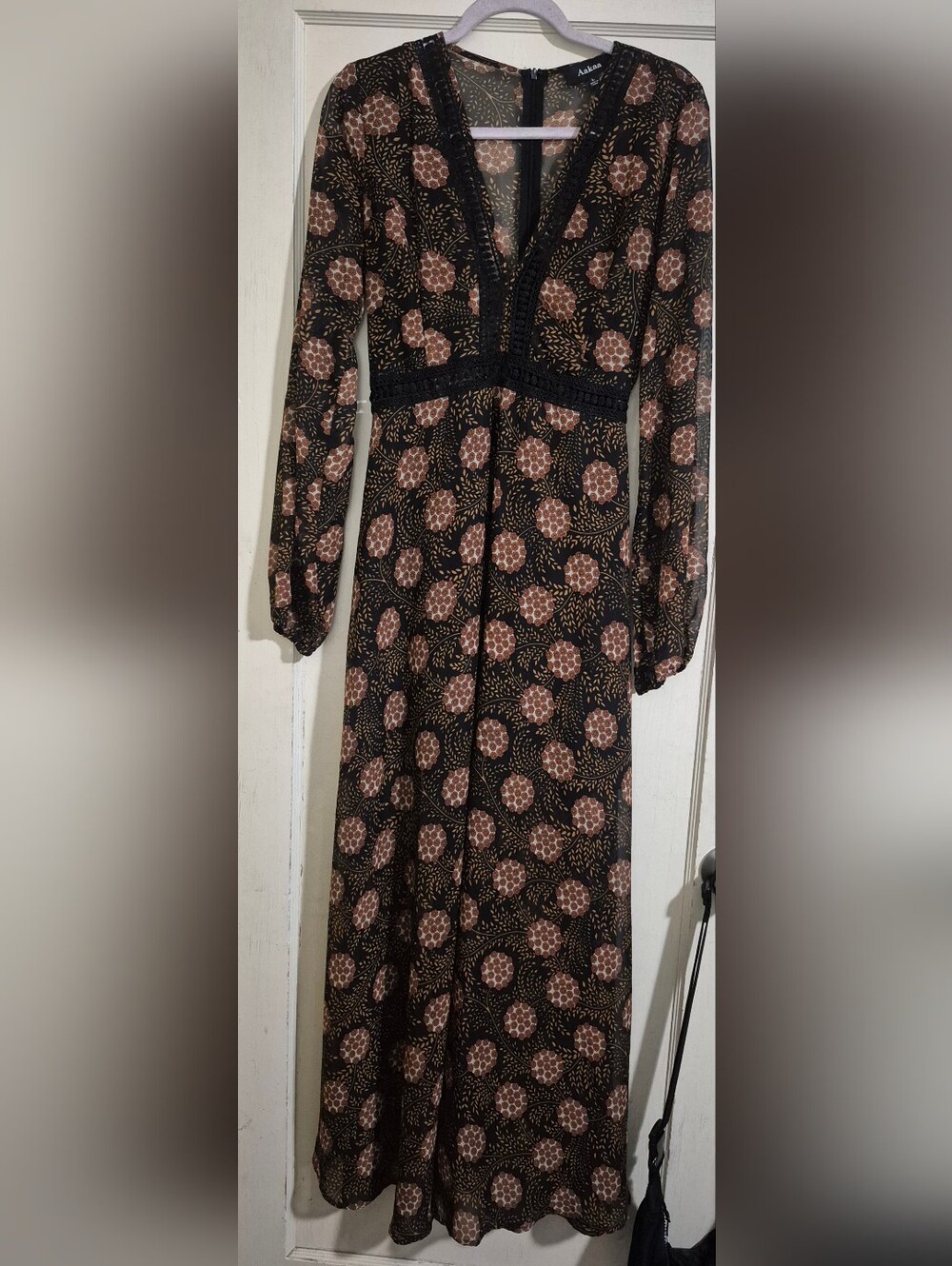 Aakaa Maxi Dress